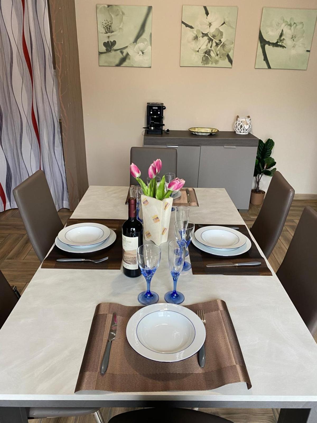 Casa Vacanza Le Due Stelle San Romano  Zewnętrze zdjęcie